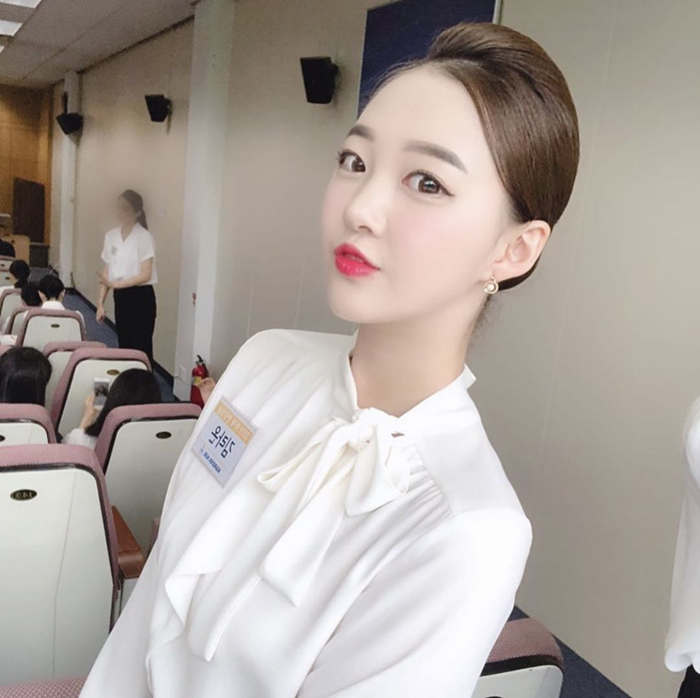 新加坡商务模特微信