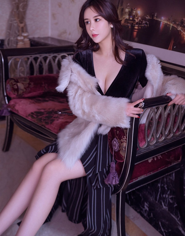 伦敦伴游模特预约