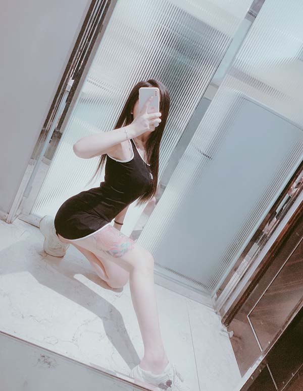 迪拜商务模特价格