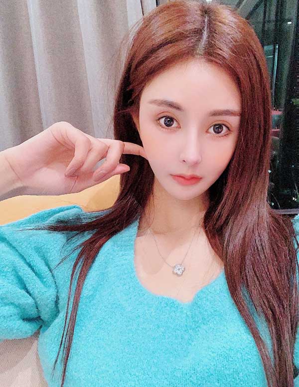 曼谷伴游模特上门