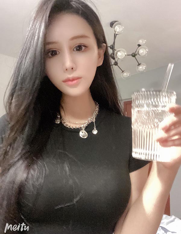 旧金山外围留学生