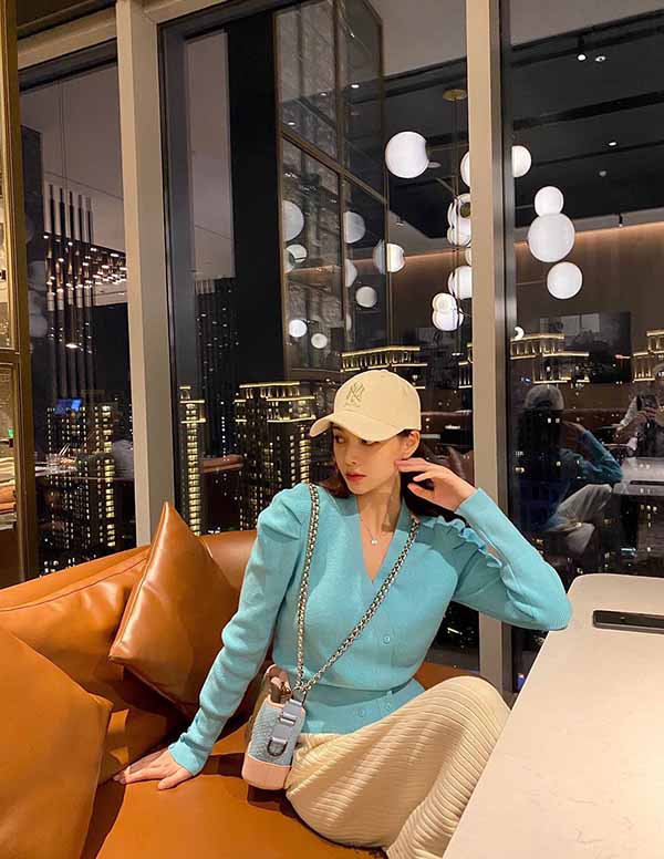 曼谷伴游大学生